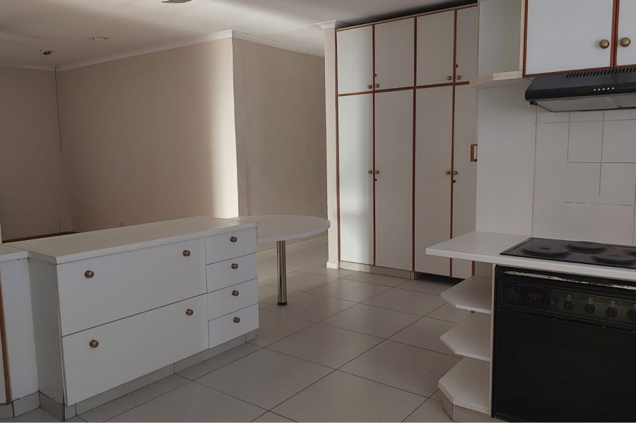 3 Bedroom Property for Sale in Uitenhage Upper Central Eastern Cape